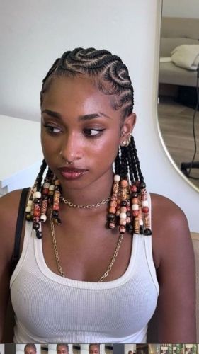 Perfil de Lara en Angola